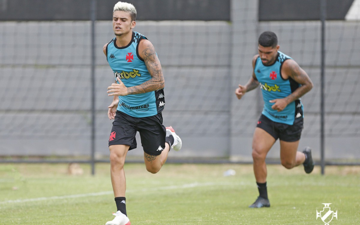 Gabriel Pec espera se firmar no profissionais do Vasco em 2022