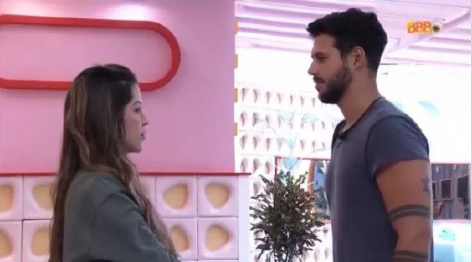 Rodrigo e Laís conversam sobre possível indicação do líder - Reprodução