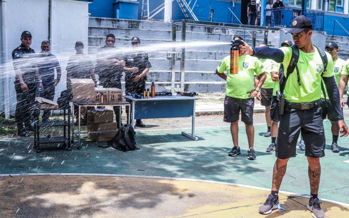 Spray ser&aacute; alternativa &agrave;s armas de fogo