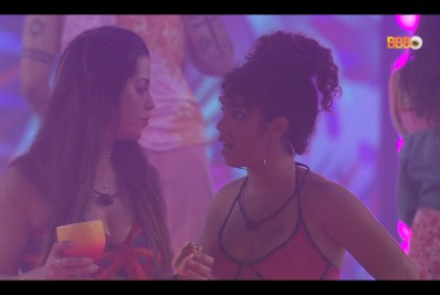 BBB 22: Enquanto Maria ‘passa o rodo’ na festa, Laís promete desistir de Rodrigo