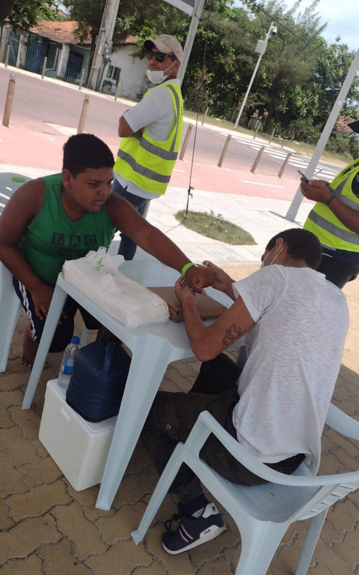 agentes de seguran&ccedil;a estar&atilde;o nas praias efetuando a identifica&ccedil;&atilde;o de crian&ccedil;as 