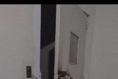 Preso foge da delegacia em Iguaba Grande e prende policial no seu lugar 