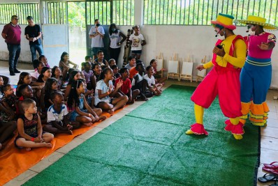 Recrearte leva diversão a condomínio do Roseiral, em Belford Roxo