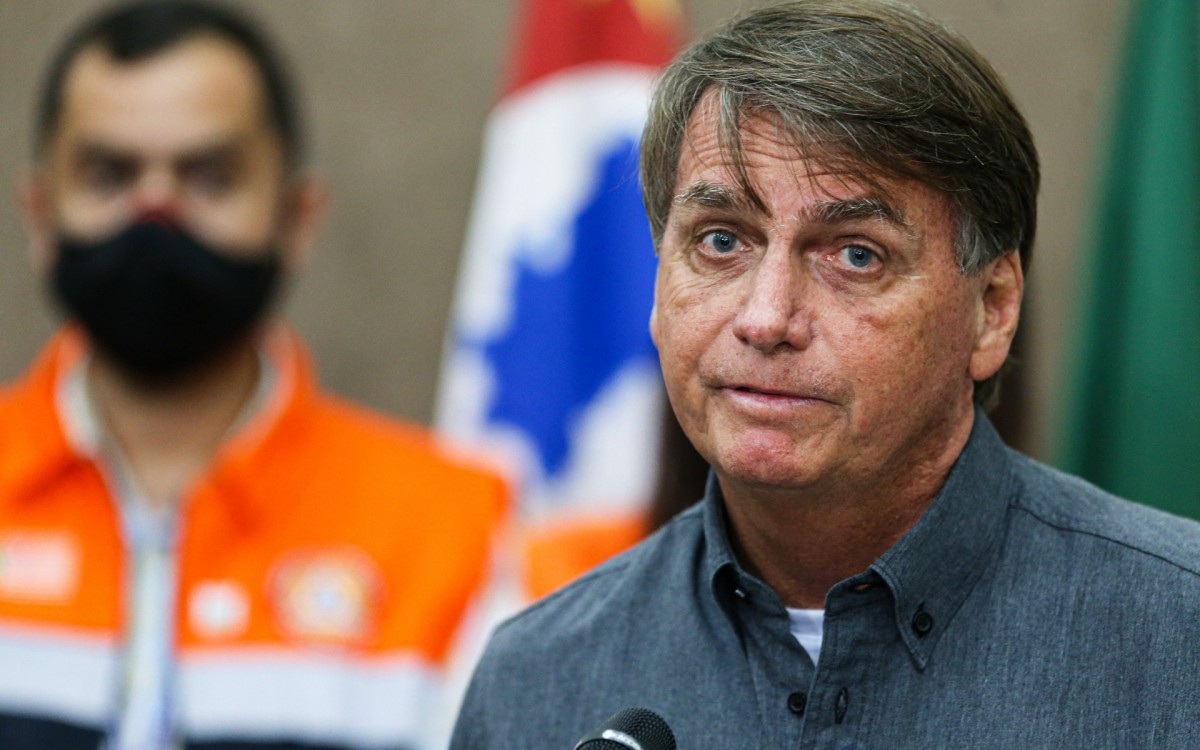 Brazil’s President Jair Bolsonaro gestures as he addresses the press in Francisco Morato, Sao Paulo state, Brazil, on February 1, 2022, on a landslide caused by heavy rains which buried homes in Franco da Rocha, Sao Paulo state. Torrential rains in Brazil's Sao Paulo state between Friday and Sunday left 248 people dead, authorities said.
FILIPE ARAUJO / AFP - AFP