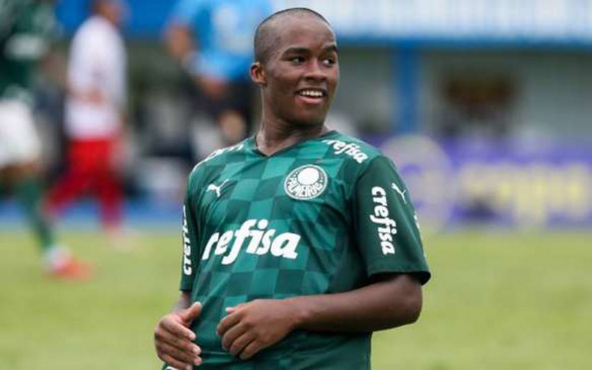 Endrick, atacante do Palmeiras de 15 anos