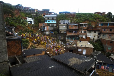 Mais de mil pessoas estão desalojadas em Franco da Rocha após chuvas