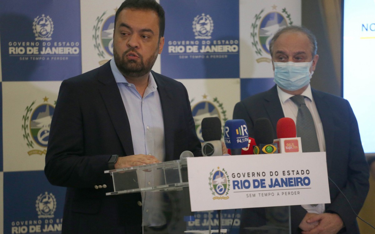 Rio,02/02/2022-LARANJEIRAS, Palacio Guanabara,coletiva do Governador, salario dos Servidores. Na foto. Claudio Castro durante a coletiva.Foto: Cleber Mendes/Ag&ecirc;ncia O Dia      