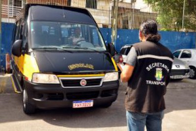 Útimos dias para renovar a licença do transporte escolar em Magé