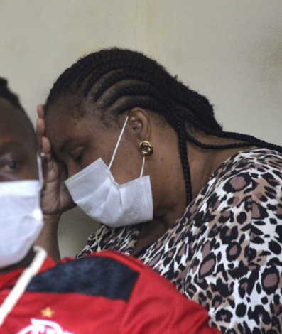 Mãe de Moïse Kabagambe presta depoimento na Delegacia de Homicídios da Capital (DHC) - Fábio Costa/Agência O Dia