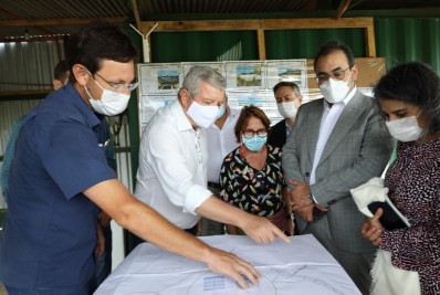Representantes da CAF vistoriam as obras e aprendem com Niterói