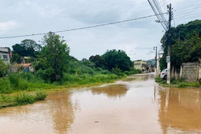 Pontos de alagamento são registrados em Barra Mansa