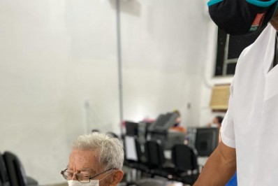 Nilópolis vacina com 4ª dose contra Covid-19 idosos imunossuprimidos de 80 anos ou mais