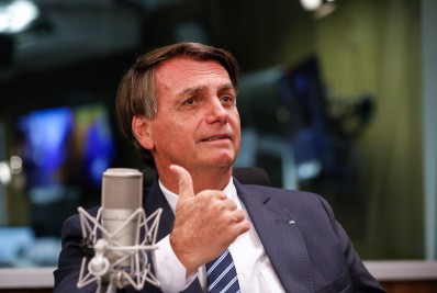 Bolsonaro diz que indígenas não têm 'cultura menor' porque se integram