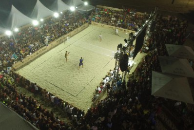 Torneio de beach tennis em Copacabana bate recorde de inscrições