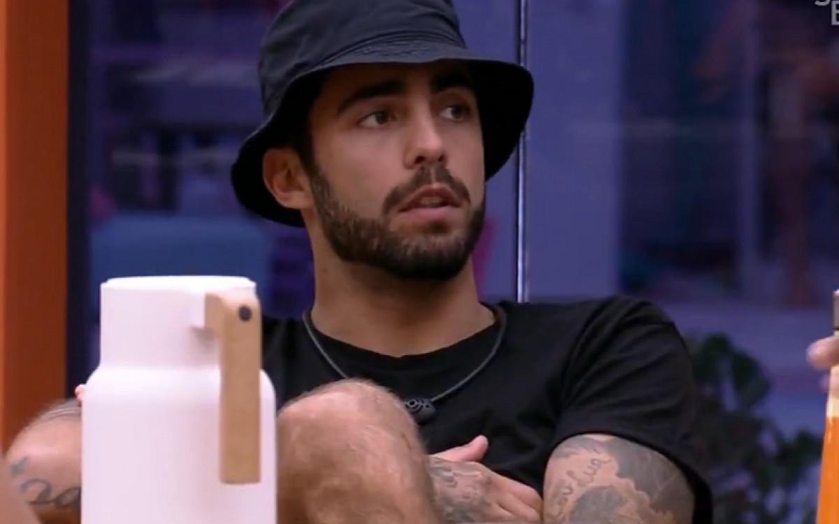 Arthur e Pedro Scooby se desentendem - reprodução da TV Globo