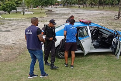 Argentino é autuado por trabalhar como professor de Educação Física irregularmente em Arraial do Cabo