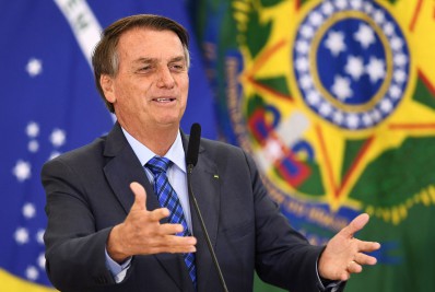 Governo Bolsonaro autoriza pagamento recorde de emendas antes da eleição