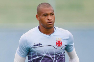 Lucão se despede do Vasco após acerto com o Bragantino: 'Amor, carinho e respeito'