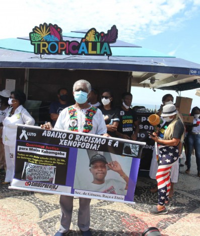 Manifestação na orla da praia da Barra da Tijuca pela morte de Moïse Kabagambe - Reginaldo Pimenta/Agência O Dia