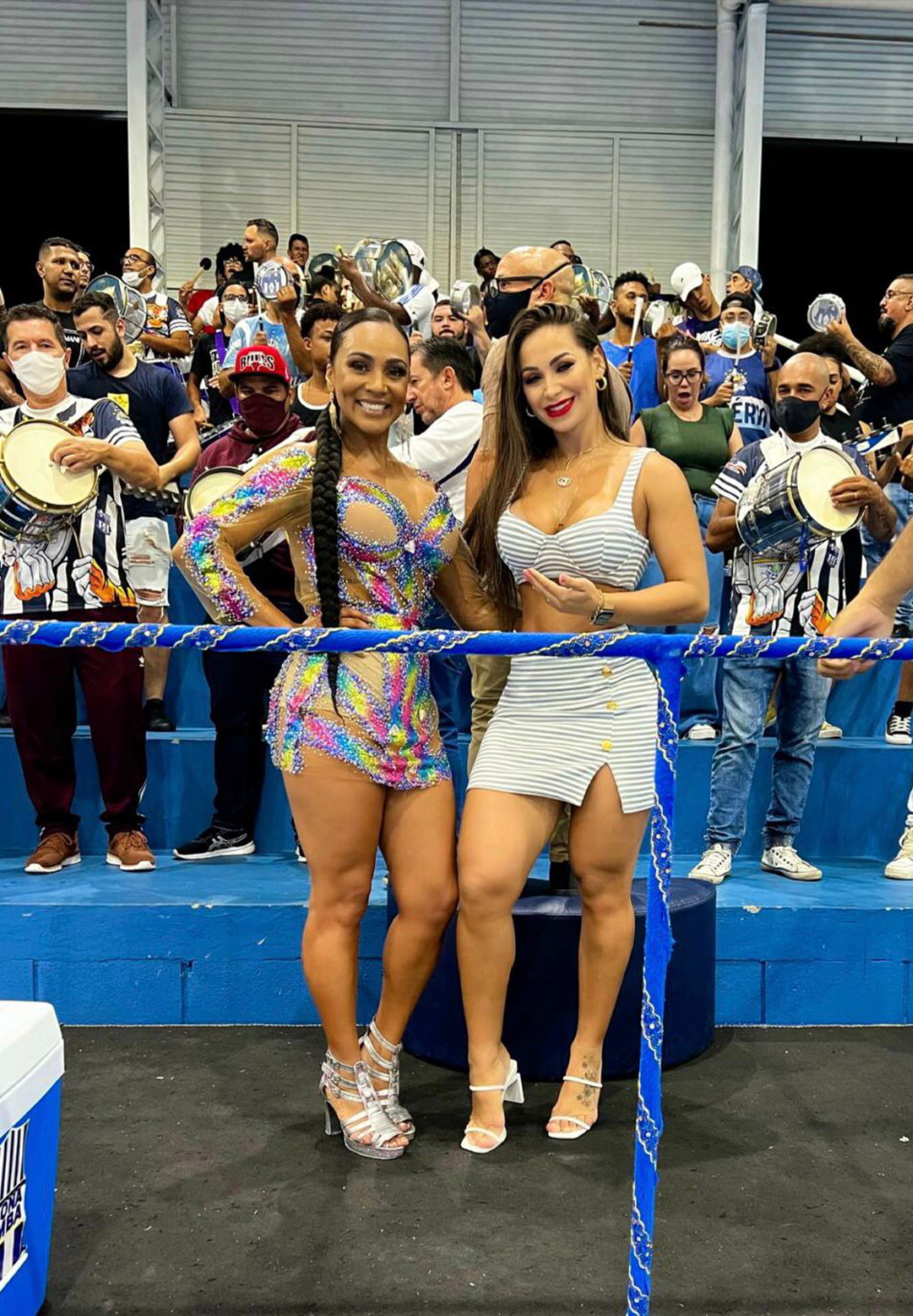 Nat&aacute;lia Lage (direita) fez sucesso nas quadras em S&atilde;o Paulo - Divulga&ccedil;&atilde;o