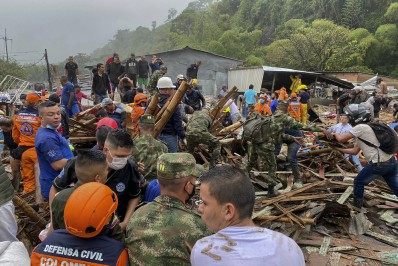 Deslizamento de terra deixa sete mortos e quase 30 feridos na Colômbia