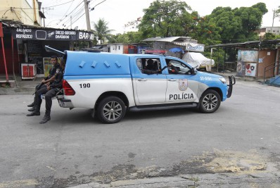 Tiroteio provoca fechamento de 11 escolas no Complexo de Israel