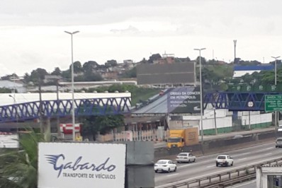 Roubo de veículo na Rodovia Washington Luís termina com suspeito baleado