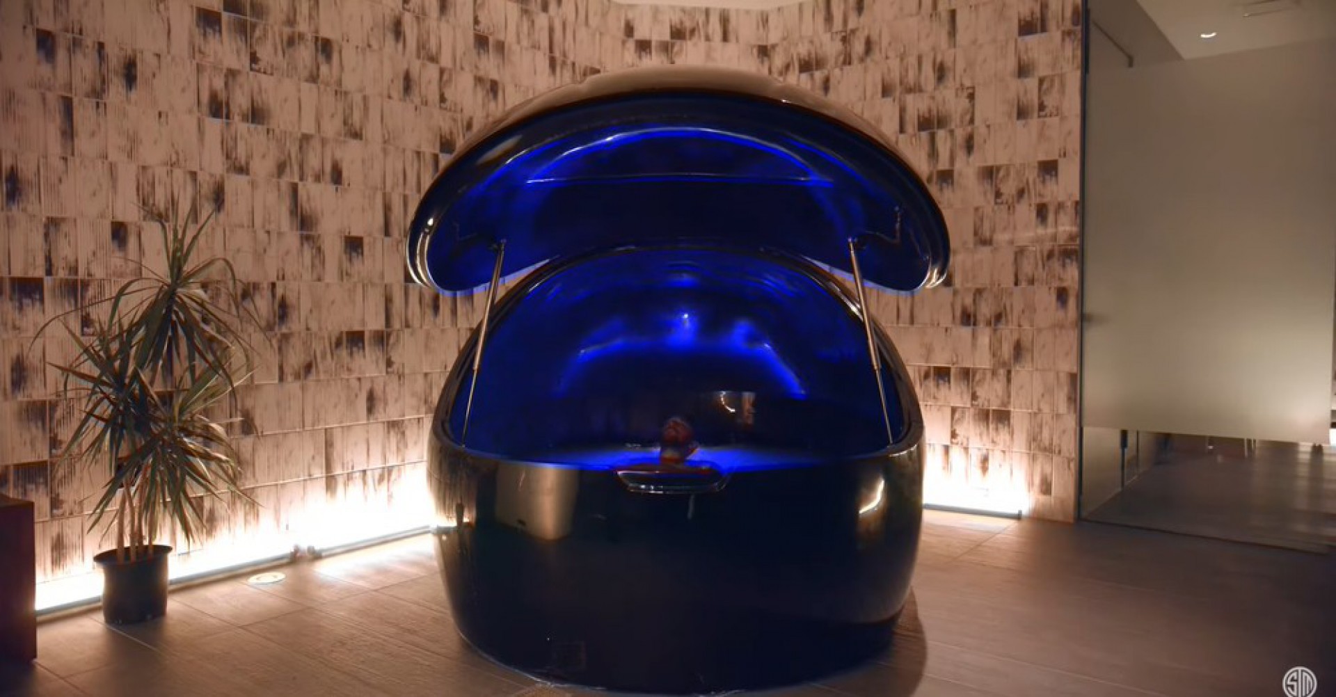 C&aacute;psula para relaxamento na &aacute;gua do CT da Team SoloMid - Reprodu&ccedil;&atilde;o/Youtube