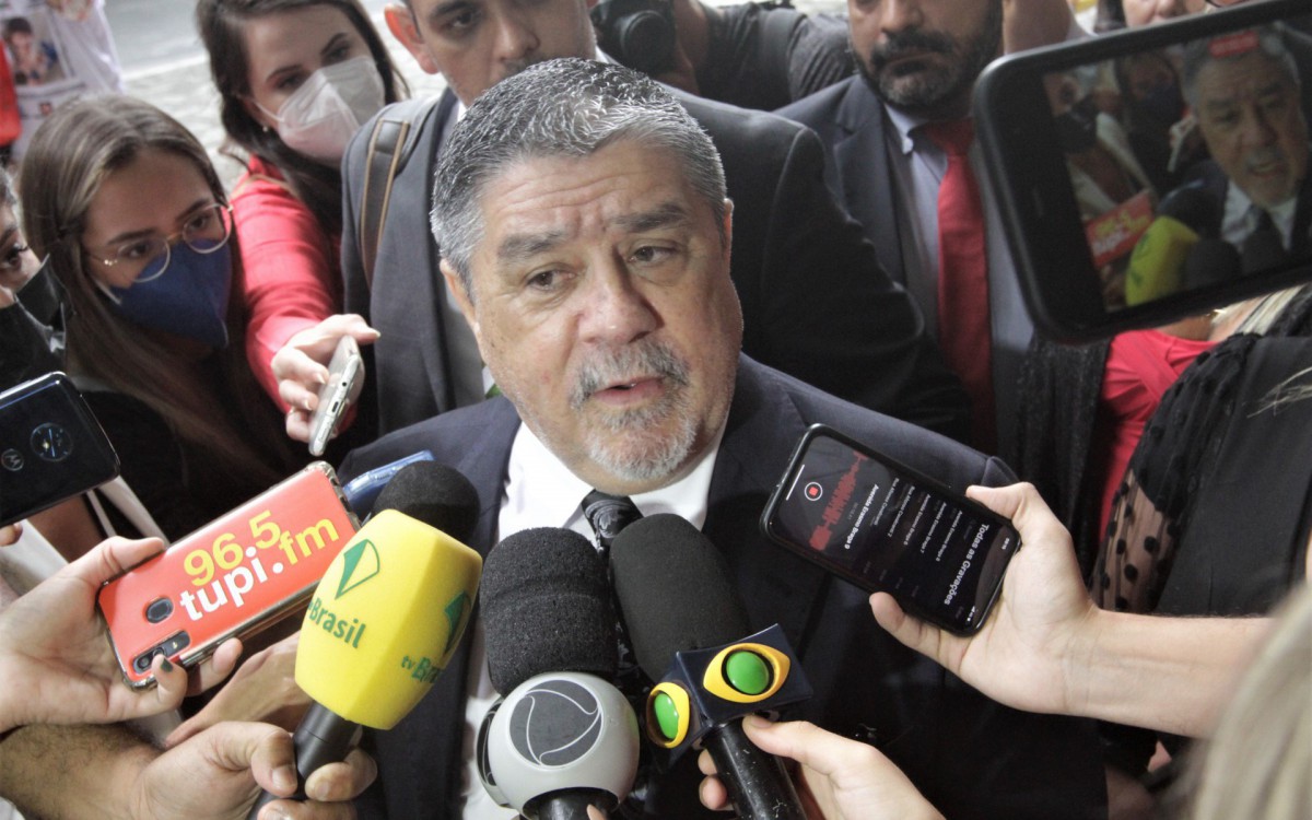 Audi&ecirc;ncia caso Henry Borel, nesta quarta feira (09), advogado do Jairinho.