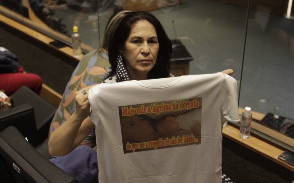 Mãe de Elisa Samudio comparece á audiência de instrução e julgamento deJairinho e Monique. Advogado do ex-vereador já defendeu o goleiro Bruno - Marcos Porto / Agência O Dia