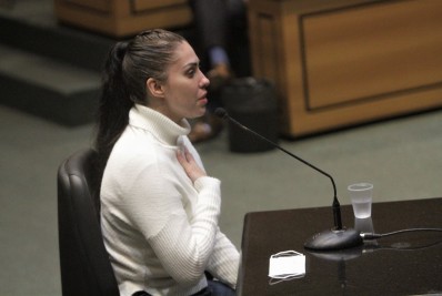 Monique Medeiros relata comportamento controlador e ciumento de Jairinho