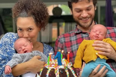 Emílio Dantas e Fabiula Nascimento festejam o primeiro mês de vida dos gêmeos