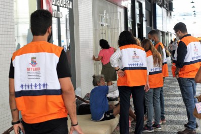 Prefeitura tem ação no Centro para ajudar pessoas em situação de rua