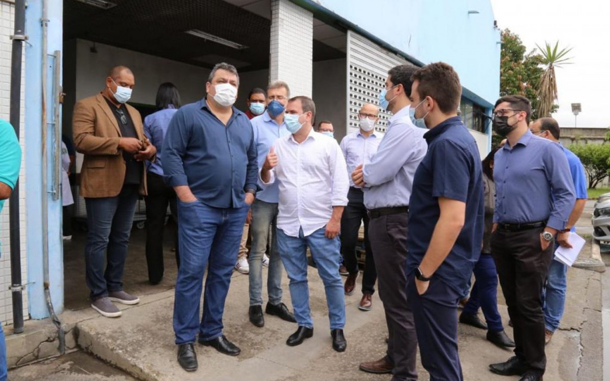 Hospital de Saracuruna recebe visita do secret&aacute;rio estadual de Sa&uacute;de - Divulga&ccedil;&atilde;o