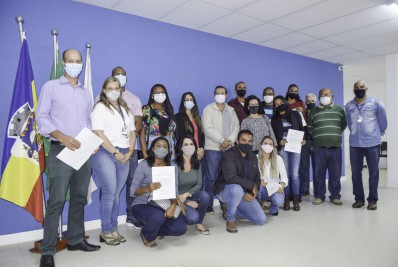 Prefeito de Paty do Alferes dá posse a mais 12 aprovados em concurso