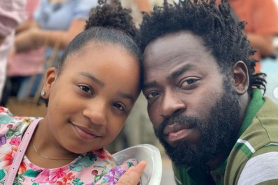 Talentosa! Filha de Douglas Silva recebe convites e faz testes para atuar na TV: 'Topou na hora'