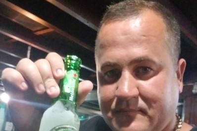 Homem é morto a tiros enquanto cortava o cabelo em São Gonçalo