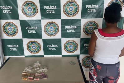 Jovem é presa em flagrante por tráfico