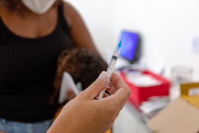 Brasil terá vacina nacional contra covid em nove meses, diz ministro da Ciência e Tecnologia