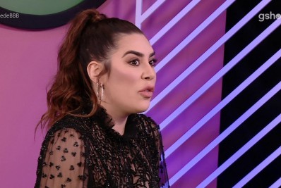 Fora do 'BBB 22', Naiara Azevedo recebe mensagem afetuosa de ex-marido e fica emocionada