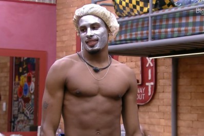 Paulo André se surpreende com título de galã do 'BBB 22': 'Anitta falou de mim, tem noção?'