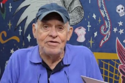 Narrador Silvio Luiz está intubado e em coma induzido em hospital de São Paulo