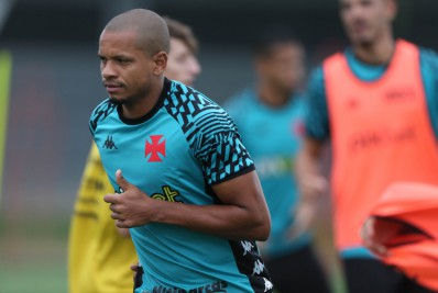 Edimar projeta duelo entre Vasco e Grêmio: 'Decisão'