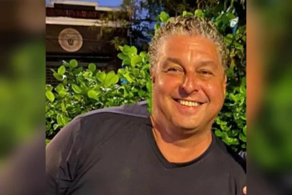 Empresário condenado por insultar judeu é dono de camarotes em 11 estádios