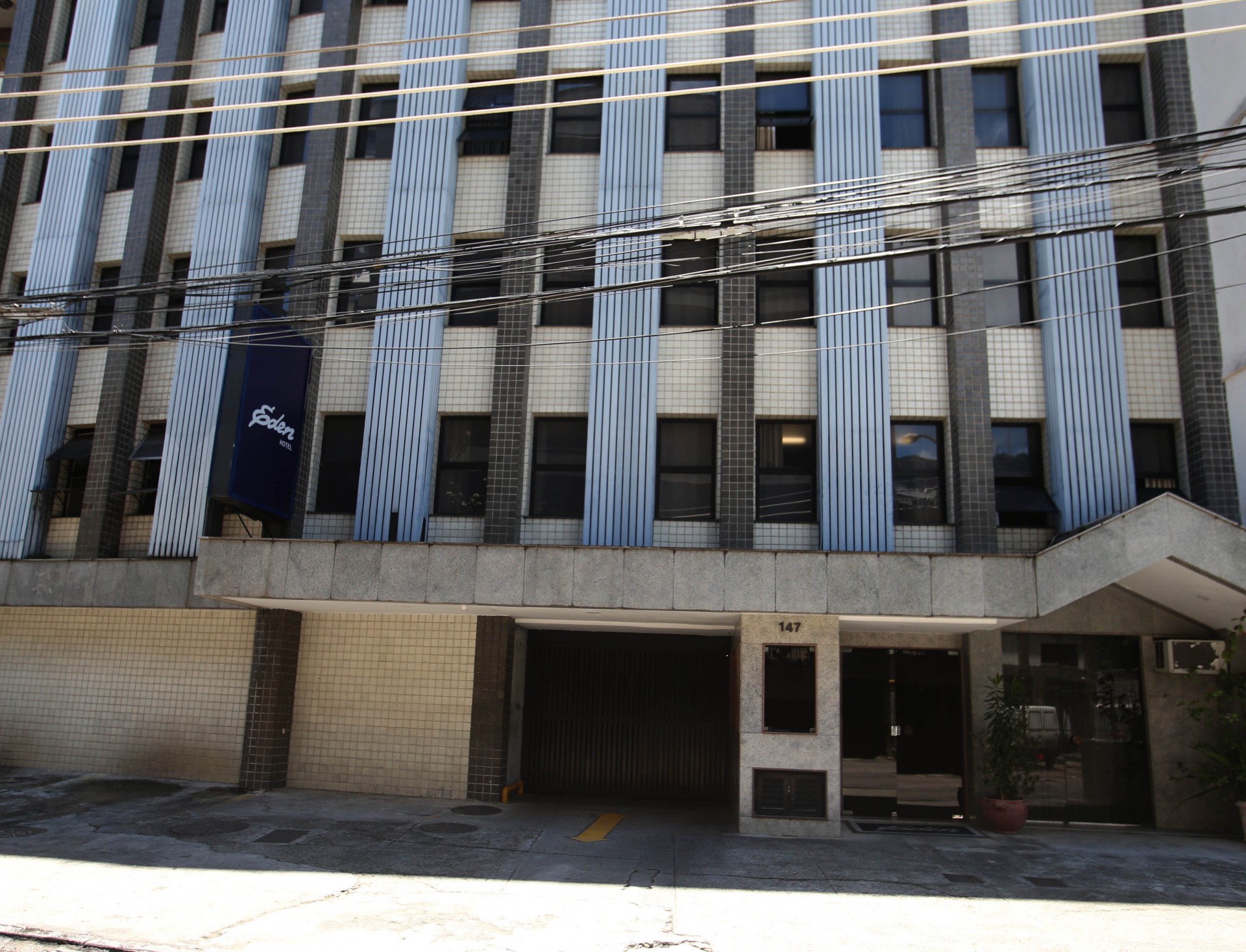 Rio,13/02/2022-TIJUCA, homem que matou mulher em Macae e encontrado morto em motel na Tijuca. Na foto. fachada do motel Eden.Foto: Cleber Mendes/Agência O Dia       - Cleber Mendes/Agência O Dia