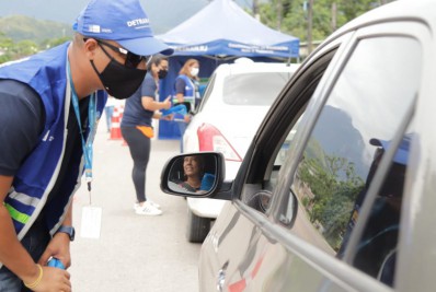 Blitz educativa em Piabetá orienta motoristas sobre segurança no trânsito