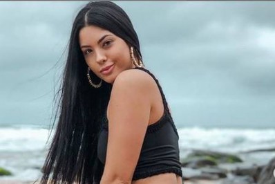 Influenciadora apontada como integrante de quadrilha de estelionatários responde às acusações em liberdade