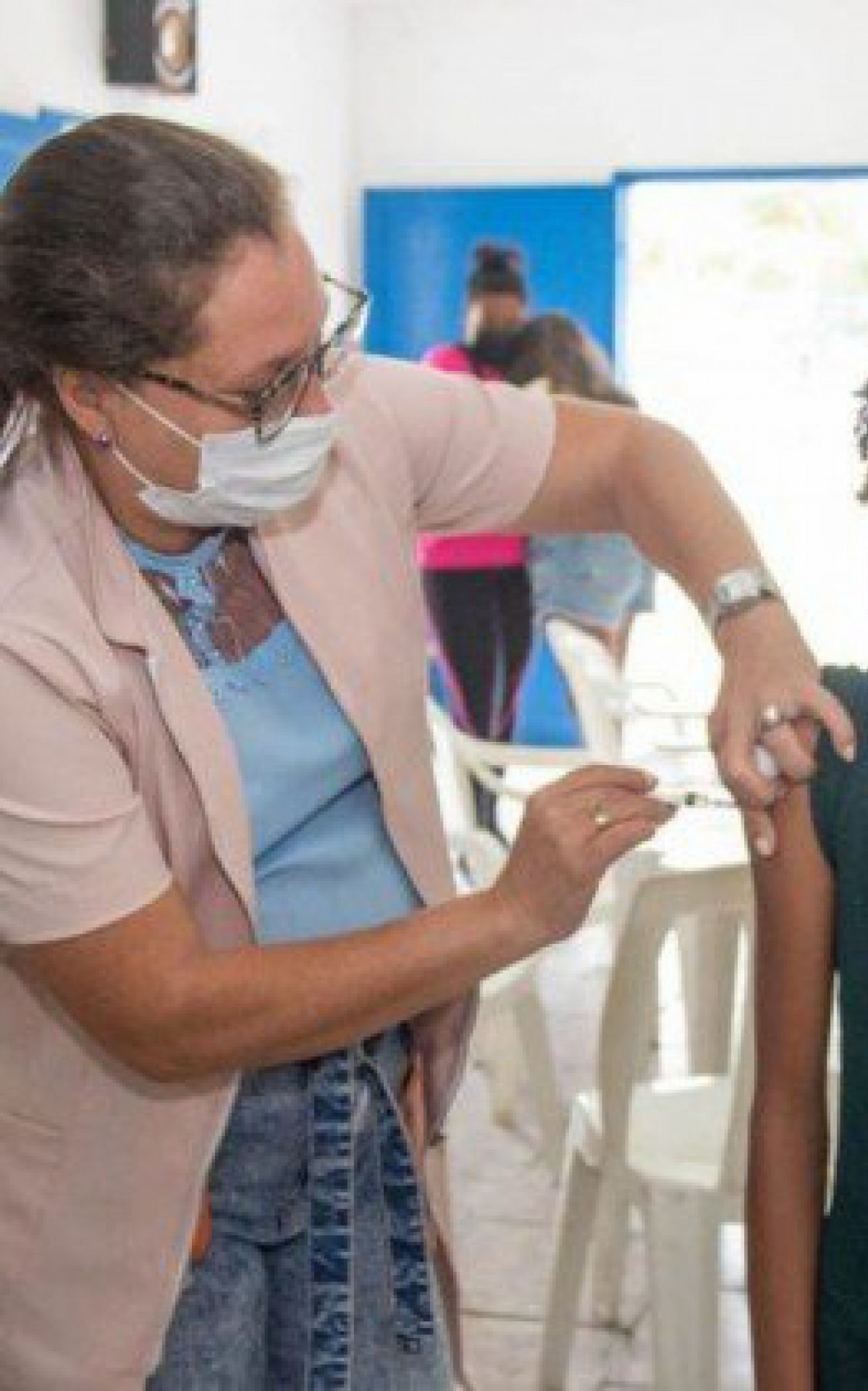 Vacina&ccedil;&atilde;o contra Covid-19 em Arraial do Cabo 
