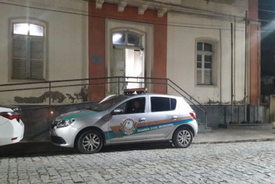 Homem é preso por agentes da Guarda Maria da Penha em Saquarema