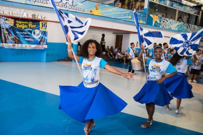 Beija-Flor abre 1,6 mil vagas para cursos profissionalizantes e culturais